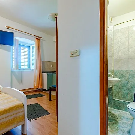 And With Wifi - 13678 Guest house Lastovo