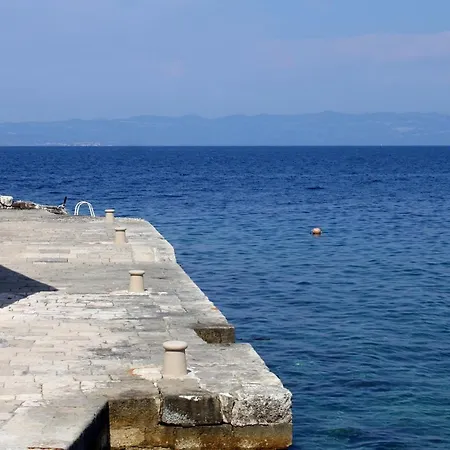 And With Wifi - 13678 Pensión 3*